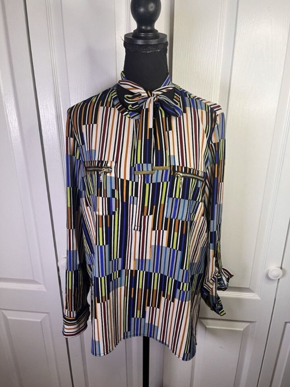 Rafaella Tie Split Neck Blouse Sz S Geometric Tab Sleeves Gold Zip Pockets